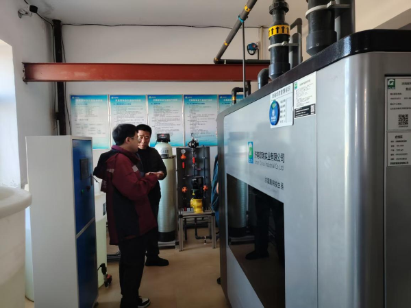 扎赉诺尔区疾控中心开展集中式供水单位水质消毒方式现场调查，筑牢饮水安全防线